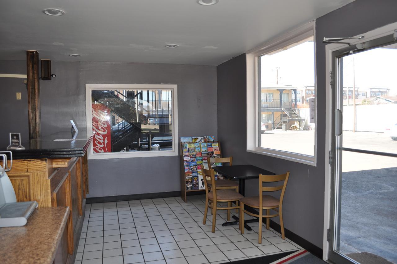 Raider Inn Lubbock Exterior photo