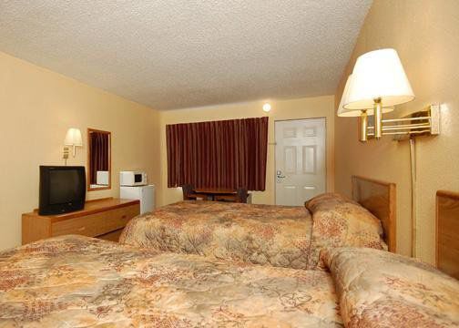 Raider Inn Lubbock Room photo